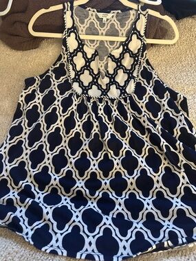 Crown and Ivy navy and white tank. Size medium, EUC